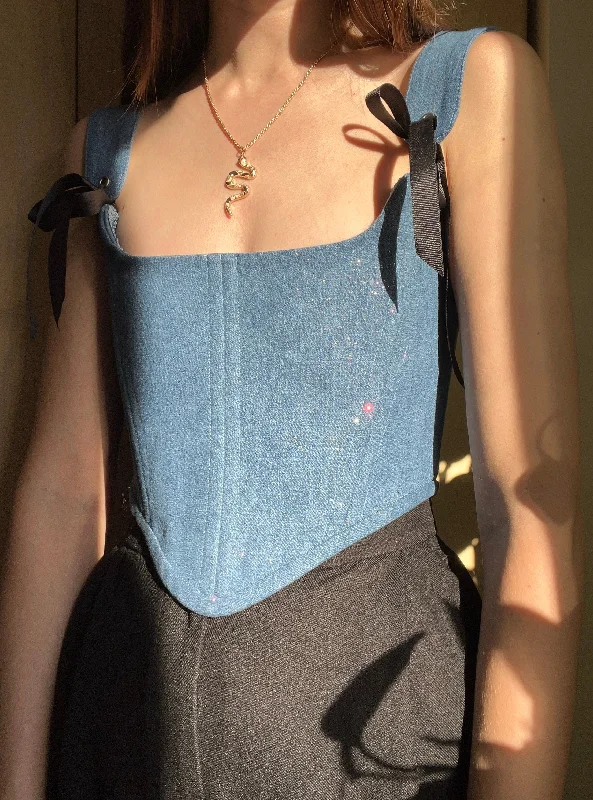 Moisture - wicking corsets for active lifestylesSize S-M Reversible corset in sparkly denim on one side and blue with trim on the other 🩵 Moisture - wicking corsets for active lifestylesSize S-M Reversible corset in sparkly denim on one side and blue with trim on the other 🩵