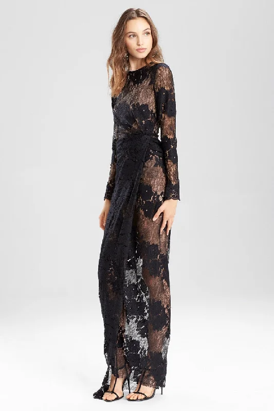 Sexy off - the - shoulder dresses for a flirty lookLace Long Twist Dress