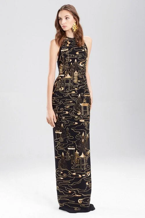 Sexy backless evening dresses with a deep V - cutCrepe Halter Dress With Gold Beading Sexy backless evening dresses with a deep V - cutCrepe Halter Dress With Gold Beading