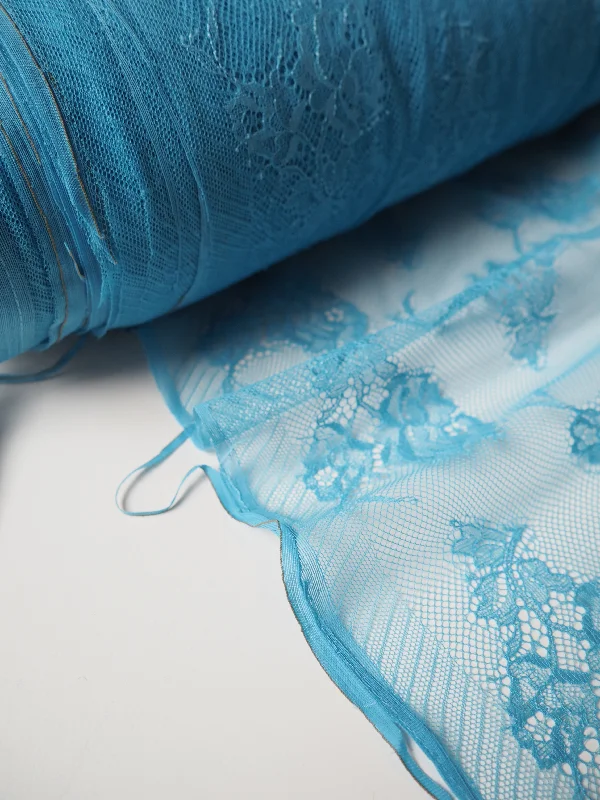 Minimalist Lingerie Styles for WomenPeriwinkle Chantilly Lace