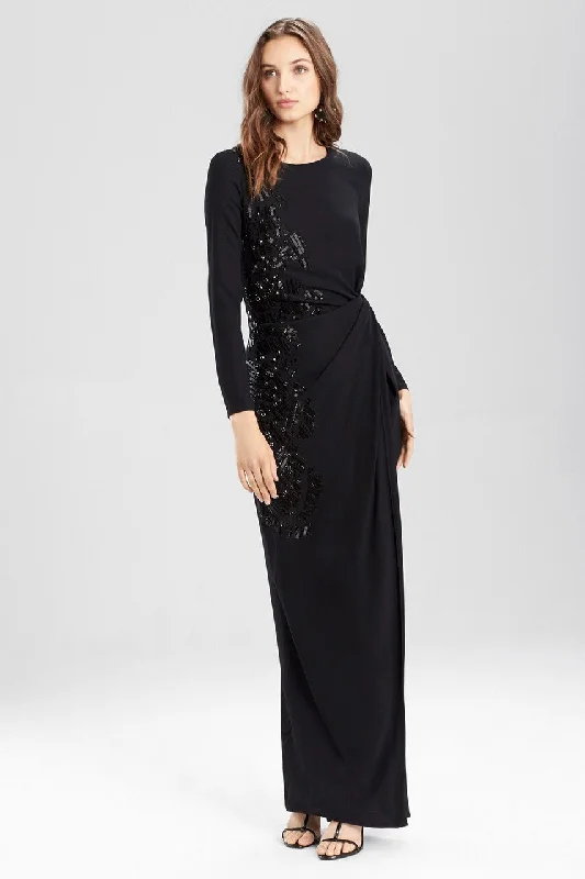 Halter - neck sexy cocktail dresses for a formal eventCrepe Twist Dress With Embellishment Halter - neck sexy cocktail dresses for a formal eventCrepe Twist Dress With Embellishment