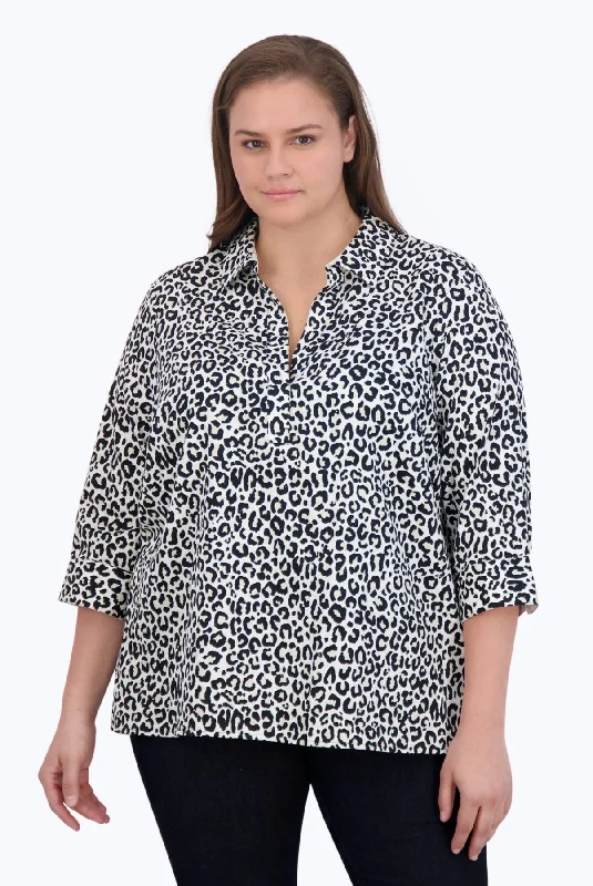 Women's mock - neck long sleeve turtleneck shirt Sophia Plus Leopard Print 3/4 Sleeve Popover Shirt