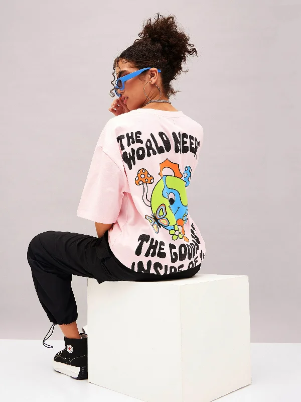 Women's cropped t shirt Women Pastel Pink The World Needs Oversized T-shirt