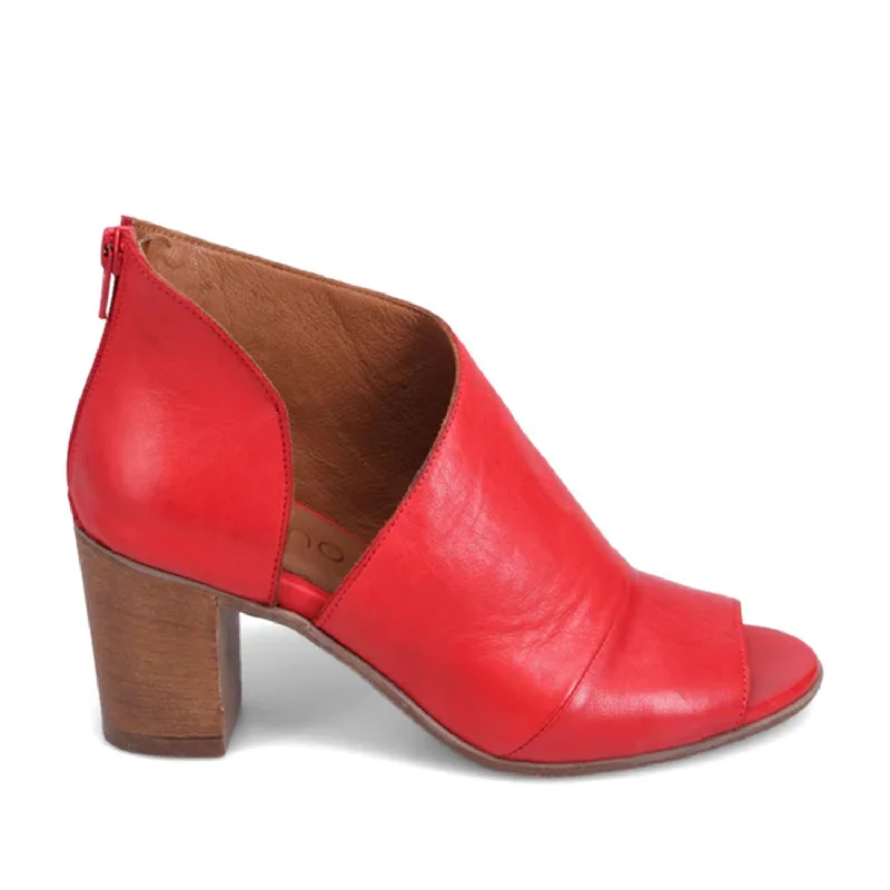 Bueno Women's Usher in Cherry