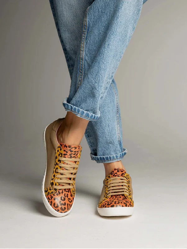 Women's Vegan Suede Sneakers | Leo