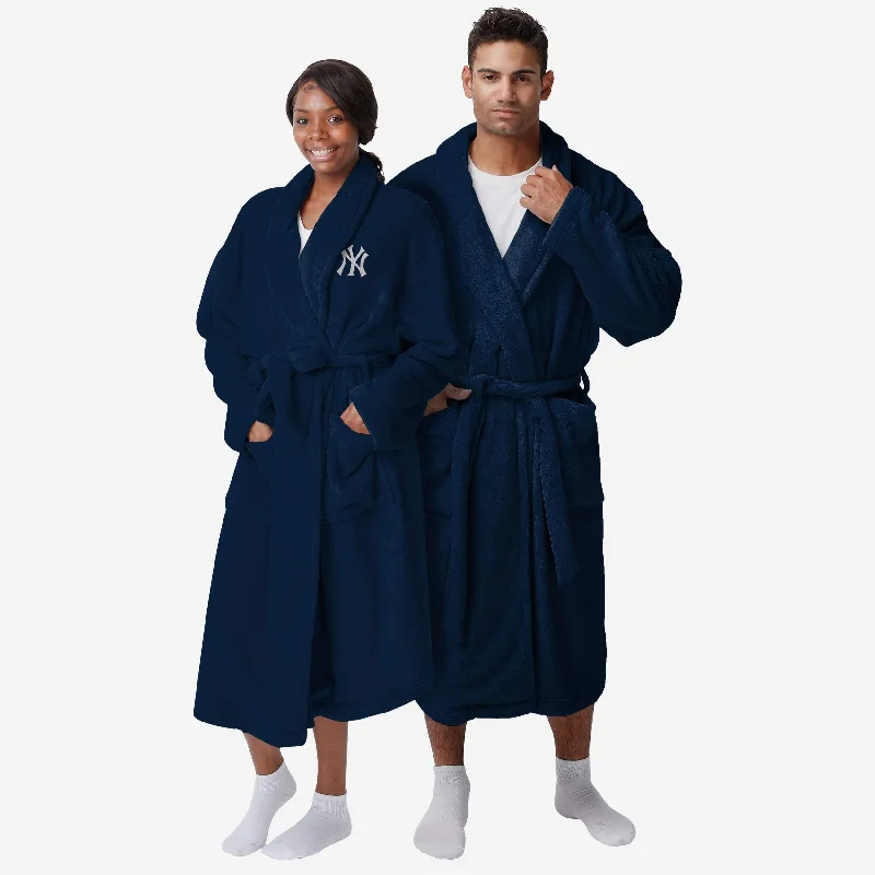 New York Yankees Lazy Day Team Robe