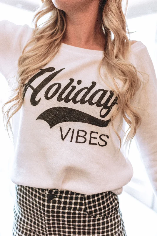 Holiday Vibes Slouchy Sweatshirt**