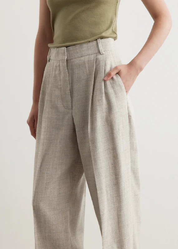 Wide Leg Pleated Trousers