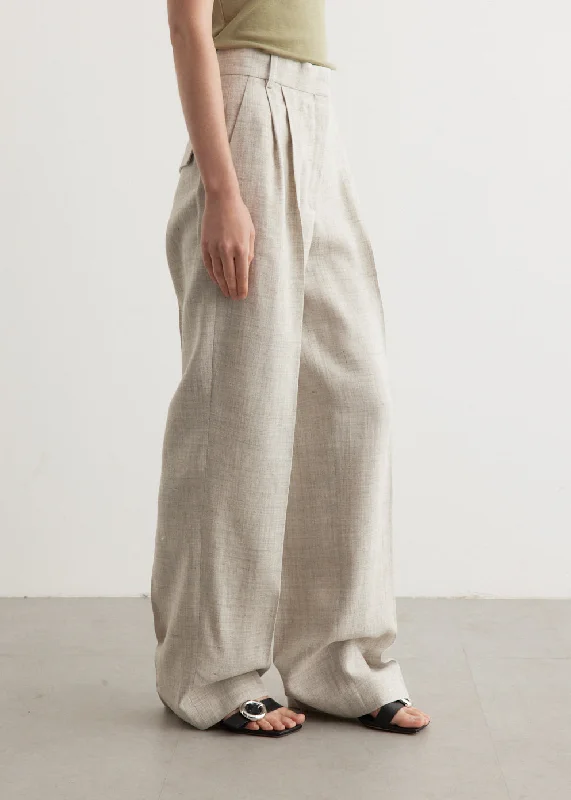 Wide Leg Pleated Trousers