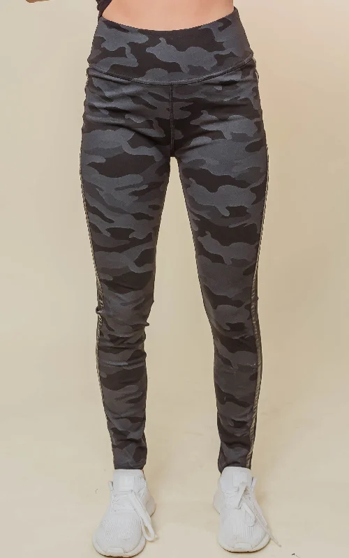 Black Mid-Rise Camo Leggings - Final Sale