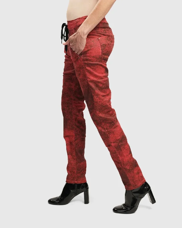 Iconic Jeans Desires, Red