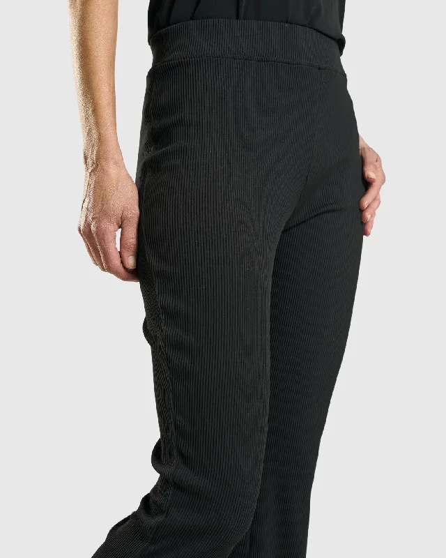 Kick Flare Curator Pants, Black