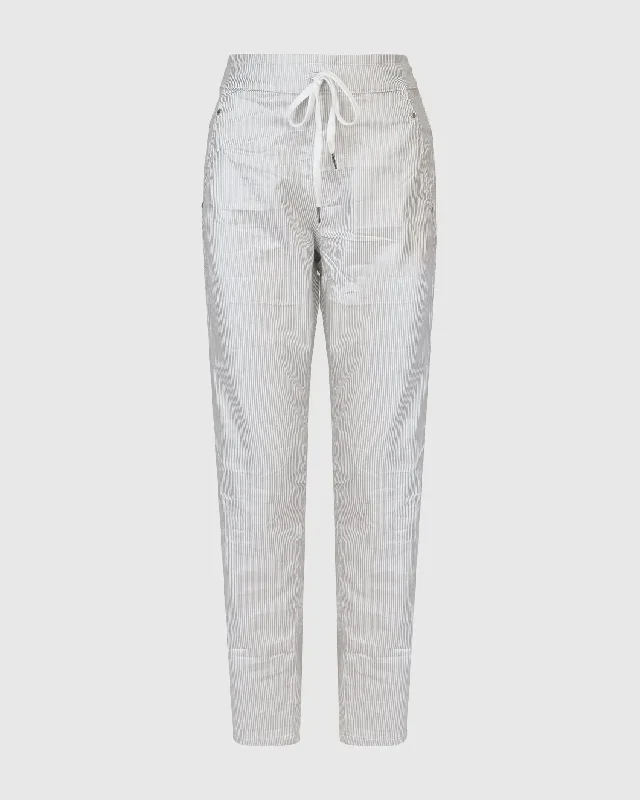 Pinstripe Iconic Stretch Jeans, Silver/white