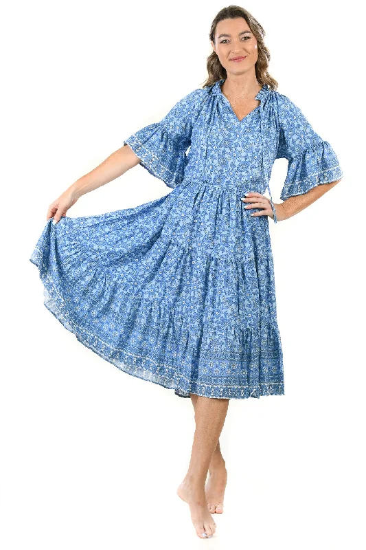 Printed Abstract Women Dress for a Modern and Artistic Appeal Ayanna Dress Long / Dockside Blue Printed Abstract Women Dress for a Modern and Artistic Appeal Ayanna Dress Long / Dockside Blue