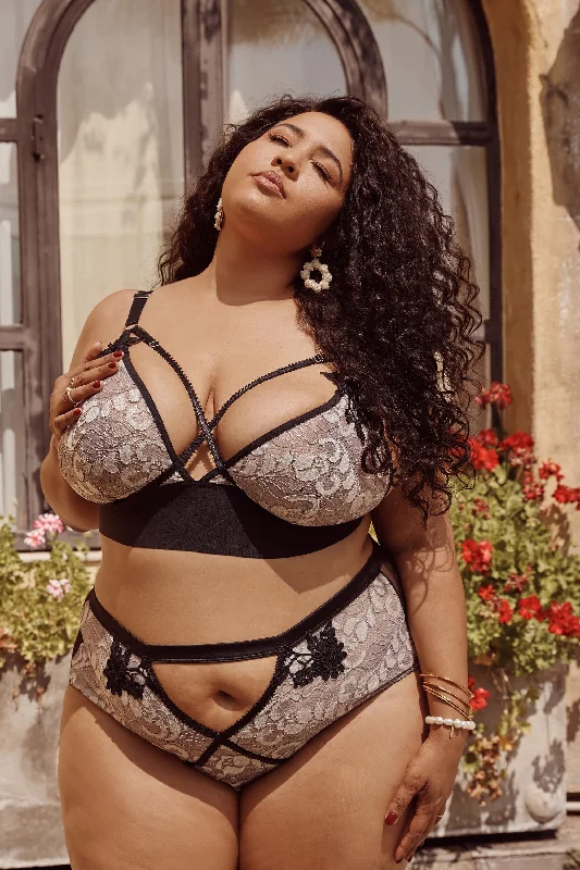 Women's bralettes with a soft, seamless styleWomen's bralettes with a soft, seamless styleRenee Embroidered Soft Cup Bra Women's bralettes with a soft, seamless styleWomen's bralettes with a soft, seamless styleRenee Embroidered Soft Cup Bra