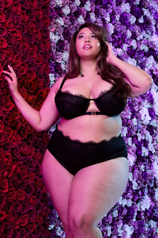 Women's bras with a contoured cup designWomen's bras with a contoured cup designFernanda Lace Bra Women's bras with a contoured cup designWomen's bras with a contoured cup designFernanda Lace Bra