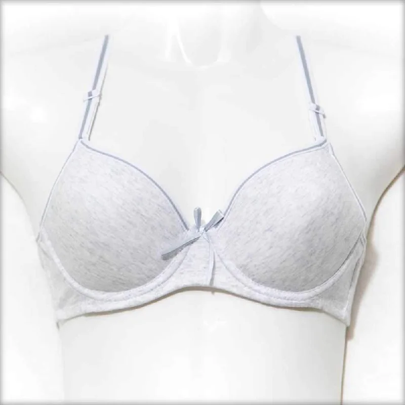 Women's bras made of soft cotton fabricWomen's bras made of soft cotton fabricSister Hood Single Padded Underwired Bra White