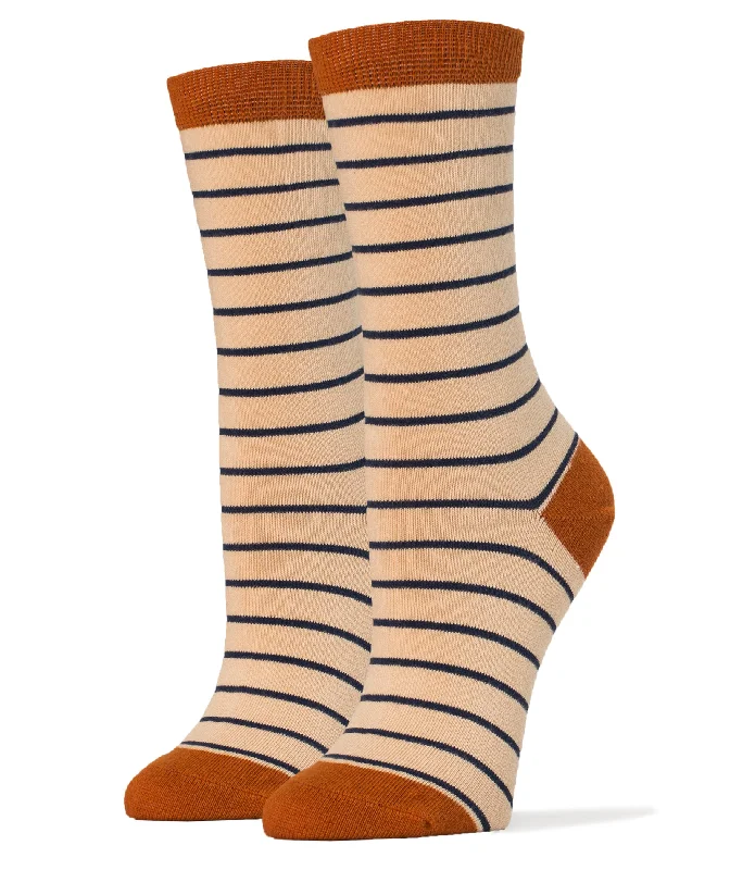 Women's thigh - high socks in a fishnet patternArctic Stripes