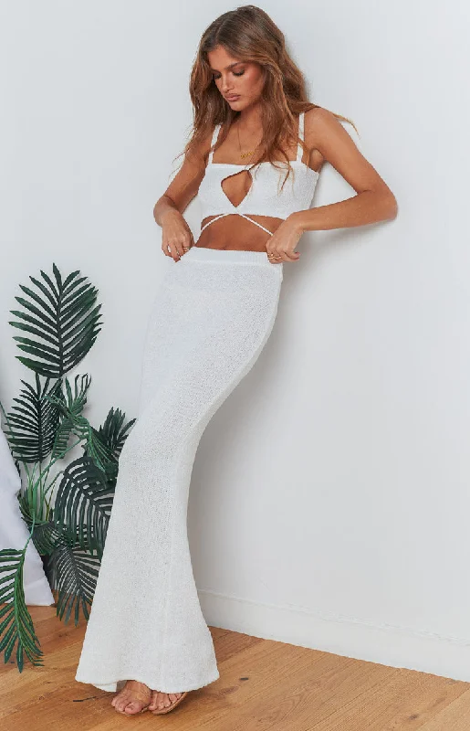 Women's low - rise denim pants Distressed women jeans for a trendy and edgy look Ellah White Knit Midi Skirt