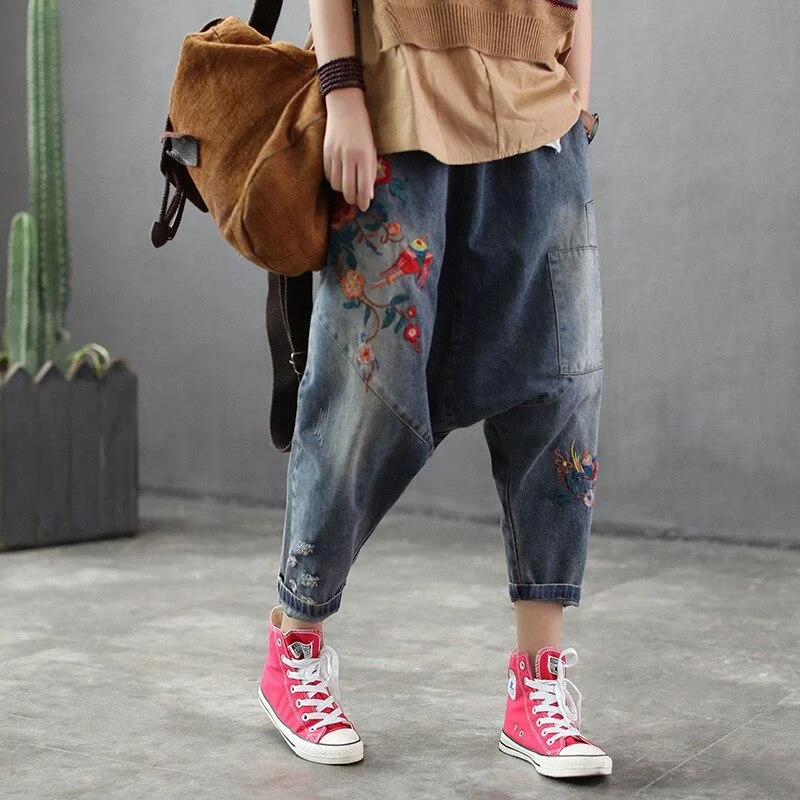 Women's designer brand pants High - rise flare women jeans for a 70s - inspired look Floral Embroidered Denim Harem Pants