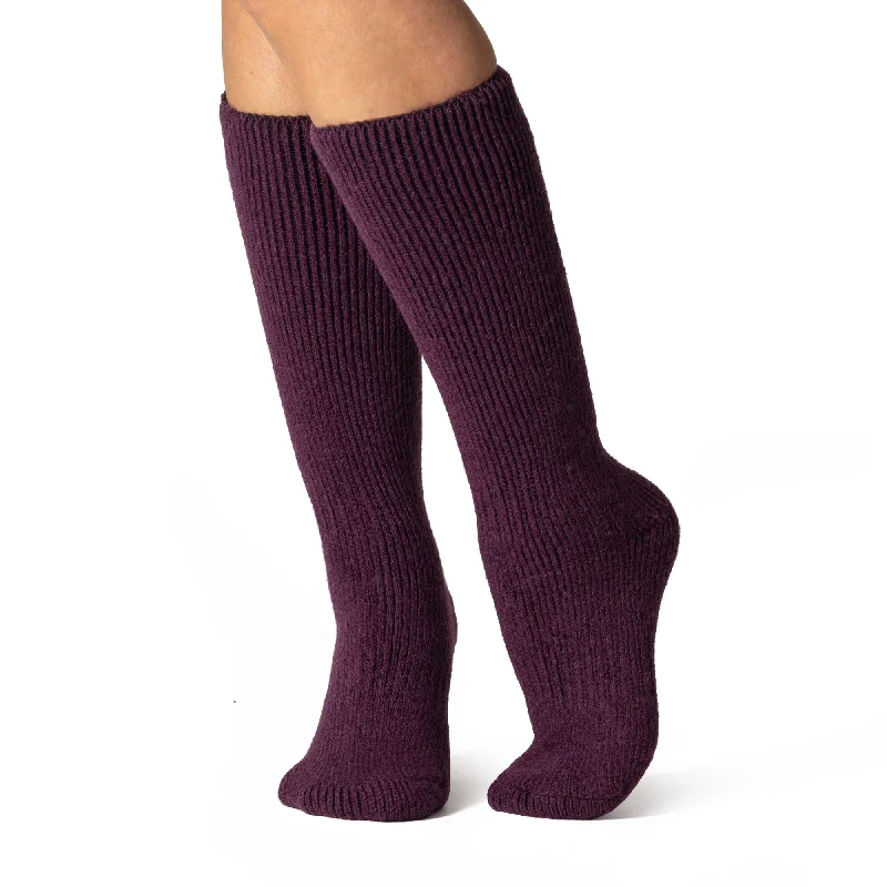 Women's no - show socks with a floral motifLadies Original Long Wool Socks - Purple