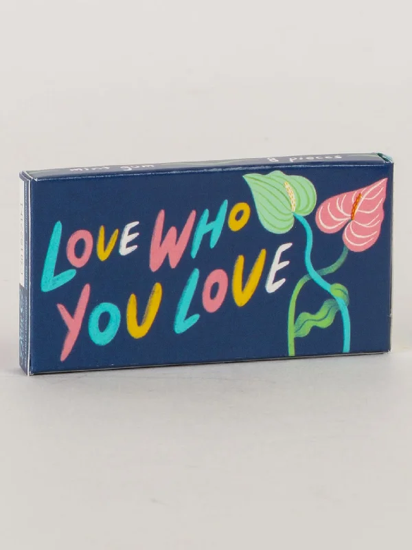 Women's adjustable - fit socks for a customized feelLove Who You Love Gum