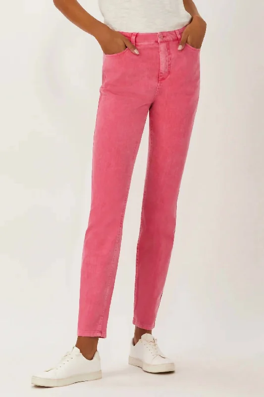 Women's pants with anti - odor properties Stretch women jeans for enhanced mobility and comfort Melrose 5 Pocket Classic Jeans In Washed Fuchsia