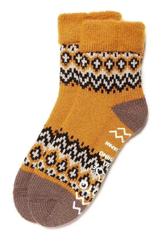Women's sheer over - the - knee socks for a sexy appealROTOTO Comfy Room Nordic Socks - Yellow Women's sheer over - the - knee socks for a sexy appealROTOTO Comfy Room Nordic Socks - Yellow