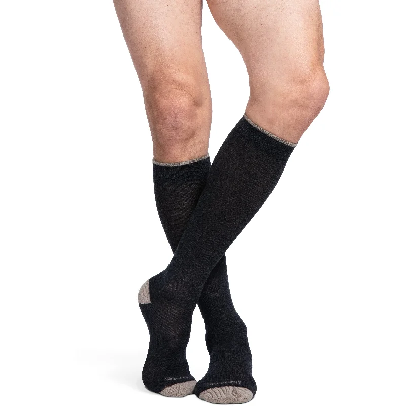 Women's thermal socks for cold weatherSigvaris Thermoregulating Wool Knee High 20-30 mmHg Women's thermal socks for cold weatherSigvaris Thermoregulating Wool Knee High 20-30 mmHg