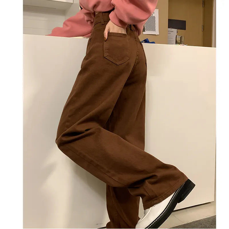 Women's pants with wrinkle - resistant material Cargo women jeans with multiple pockets for added functionality Vintage Streetwear Loose High Waist Harajuku Fashion Brown Jean