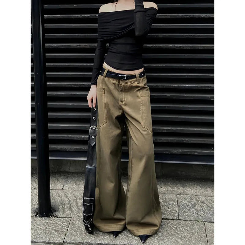 Women's velvet party pants Embellished women jeans with studs or rhinestones for a glamorous touch Vintage Y2K Low Rise Streetwear Harajuku Baggy Brown Jean